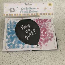 gender reveal balloon